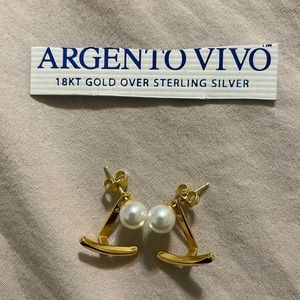 Argento Vivo Adjustable Pearl Ear Jacket Earrings 18kt over sterling silver